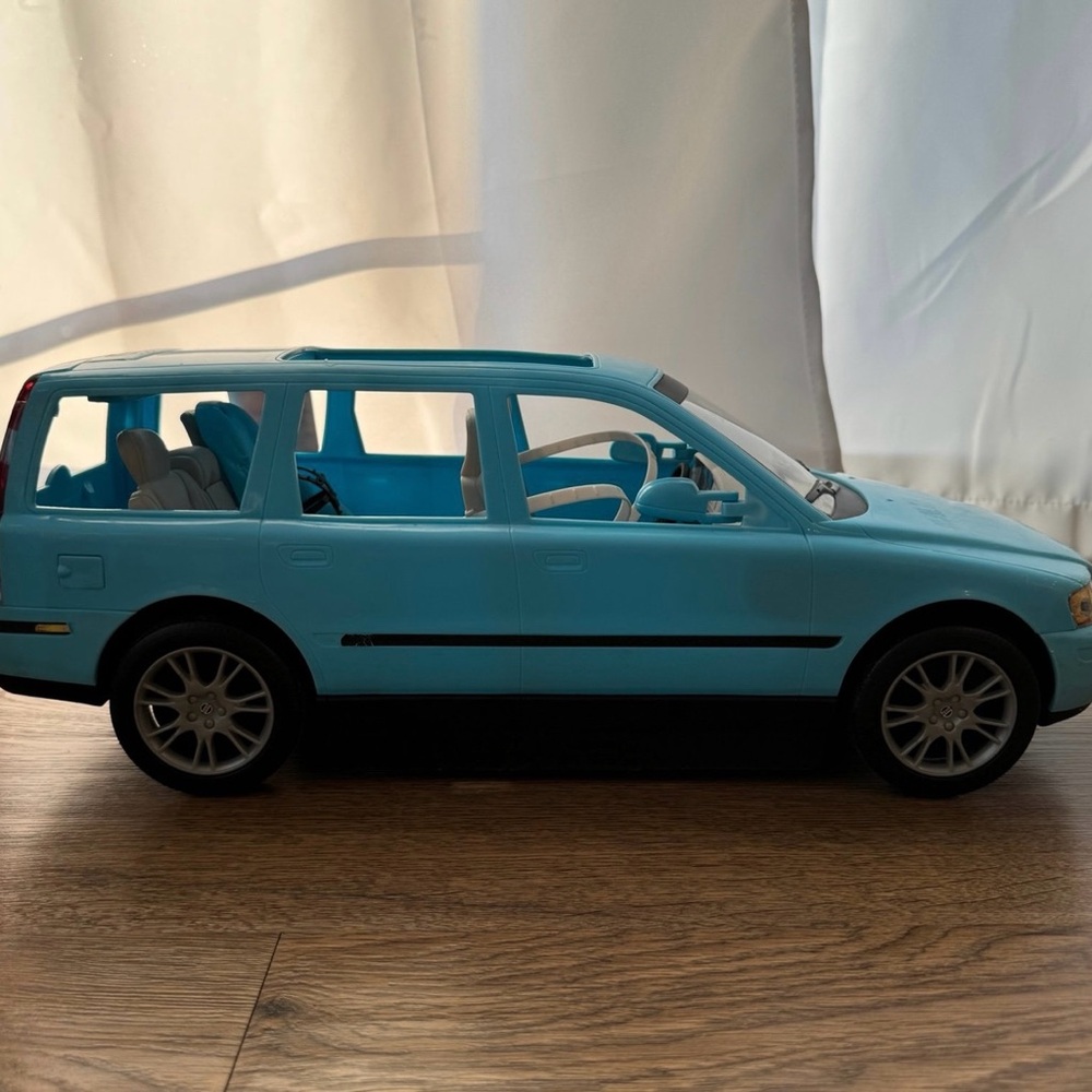 Rare Barbie Volkswagen station wagon - Picture 3 of 6